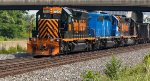 WE 7010 shoves the empties back toward the Wheeling.